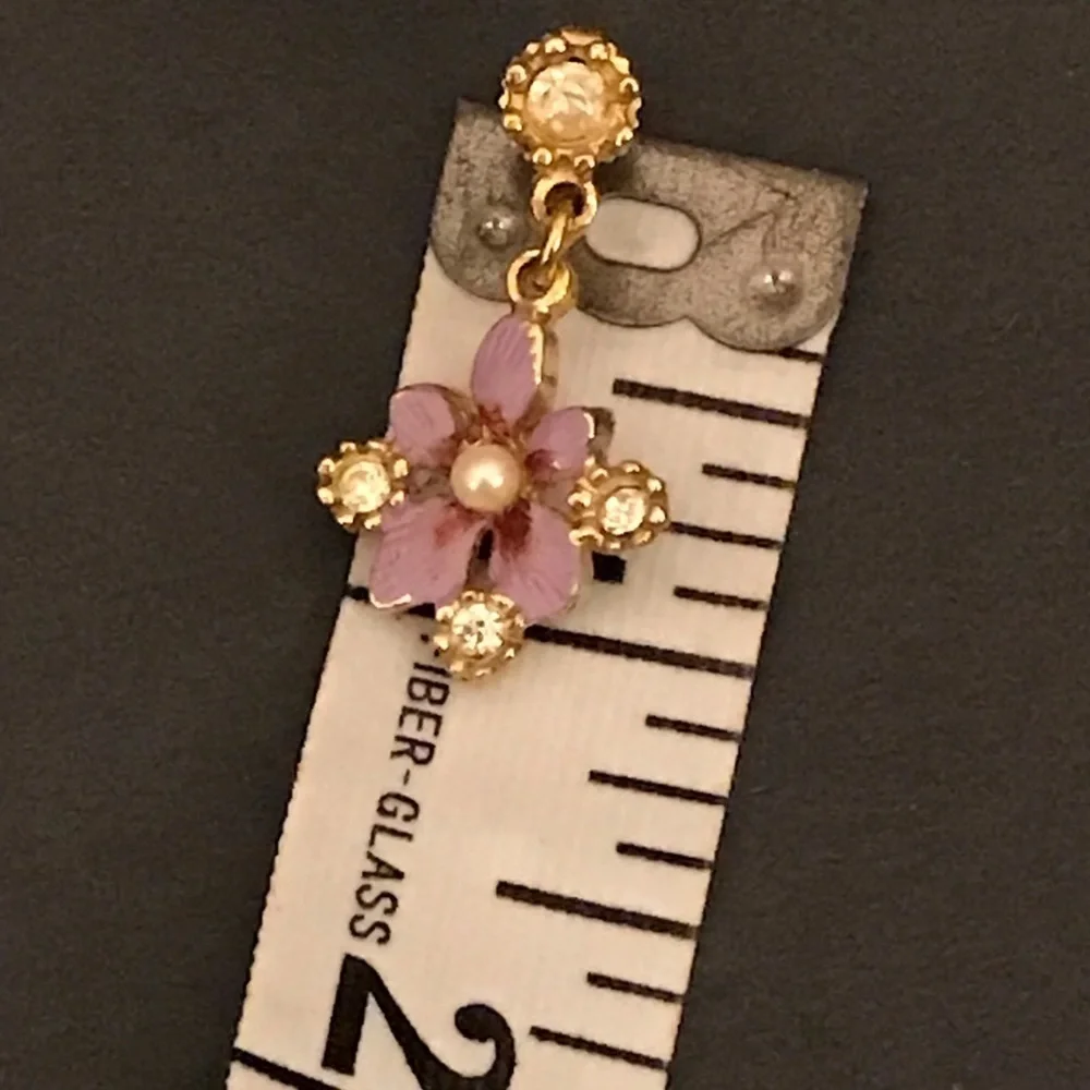 Vintage pink 🌸 earrings